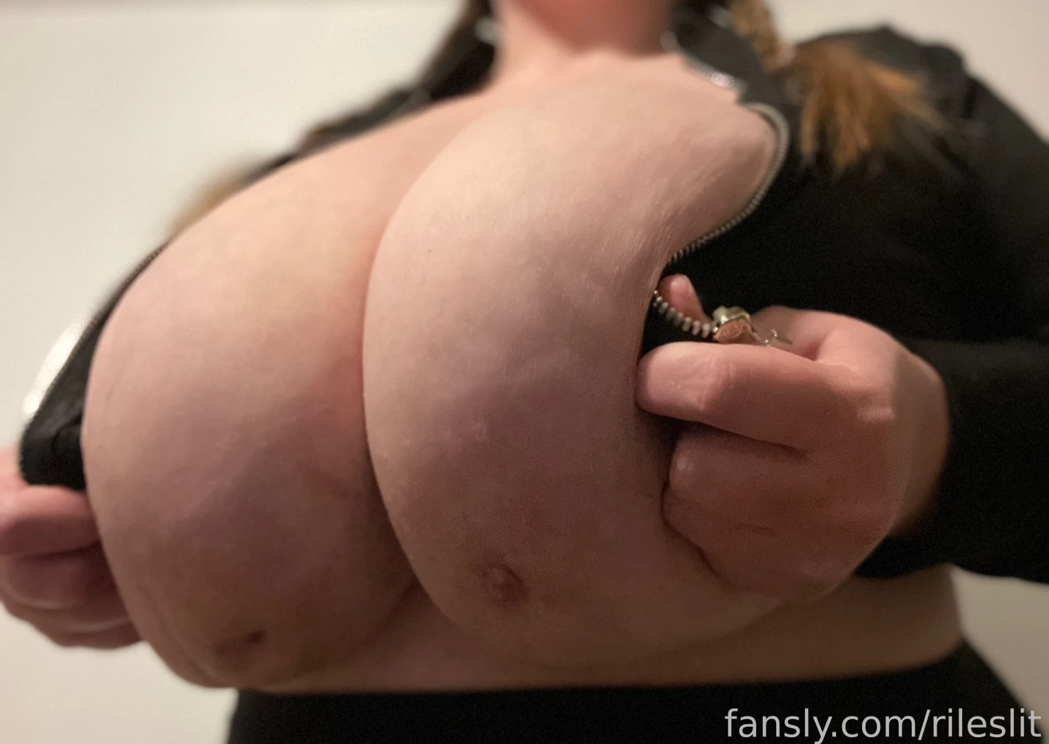 Would you help me put this on -- busty nipples macromastia bigboobs part 4 