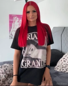 I can be your ariana