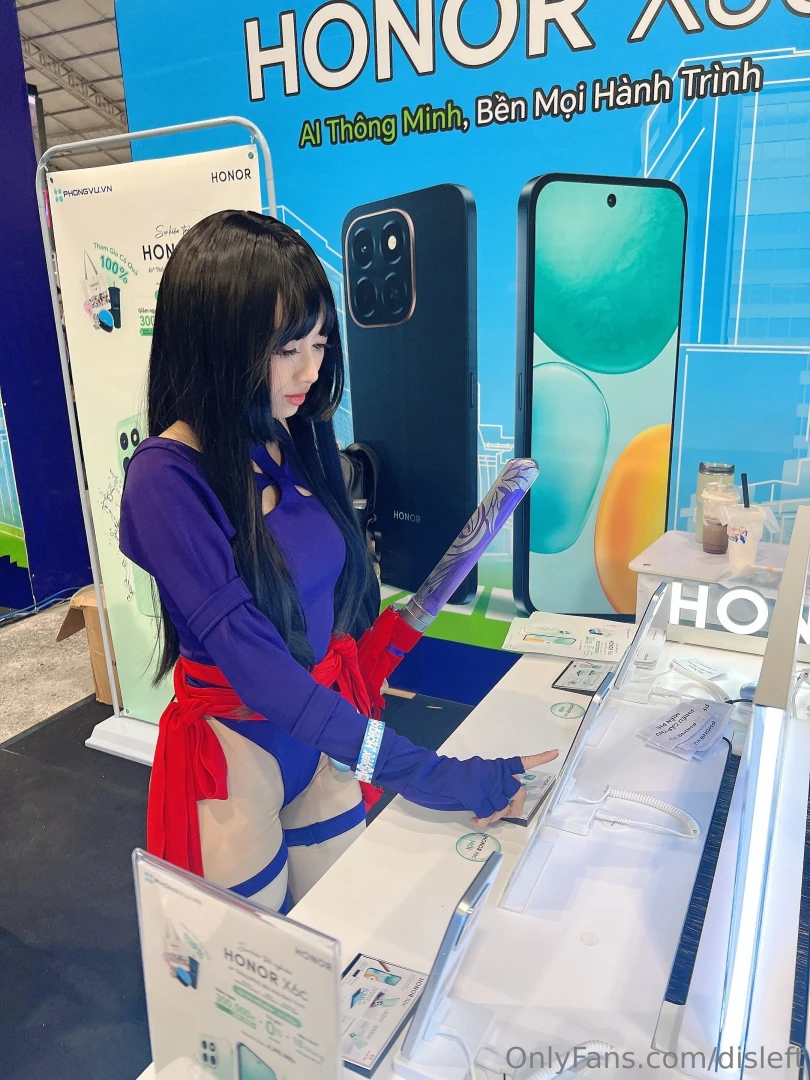 Woahhhh i really love this cosplay i will do loki next year part 2 