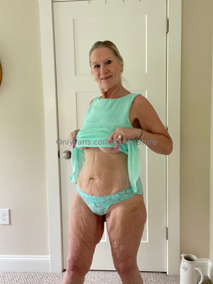 Free photo shoot 23 part 1 