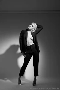 Holiii feliz a o bbs les envi muchos mensajeros con mucho amor