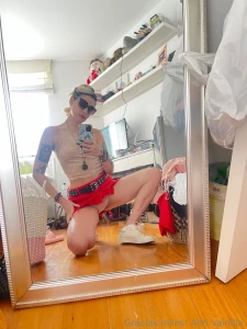 Holis solo para decirles que de ninguna manera hago viseollamada ni