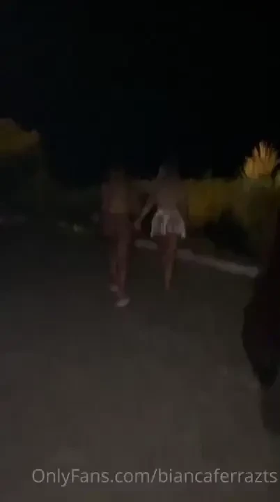 Hot blonde fucking in the woods 