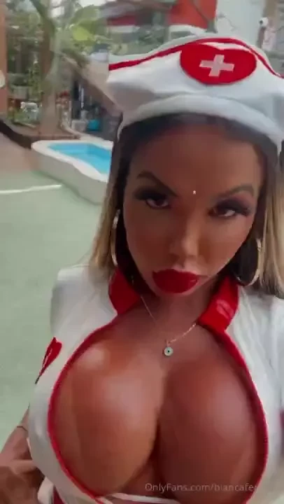 Hi babys im very hot carnaval 