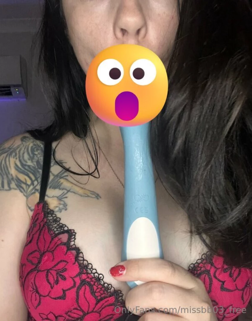 Want to see me sucking this toy dm me babe 
