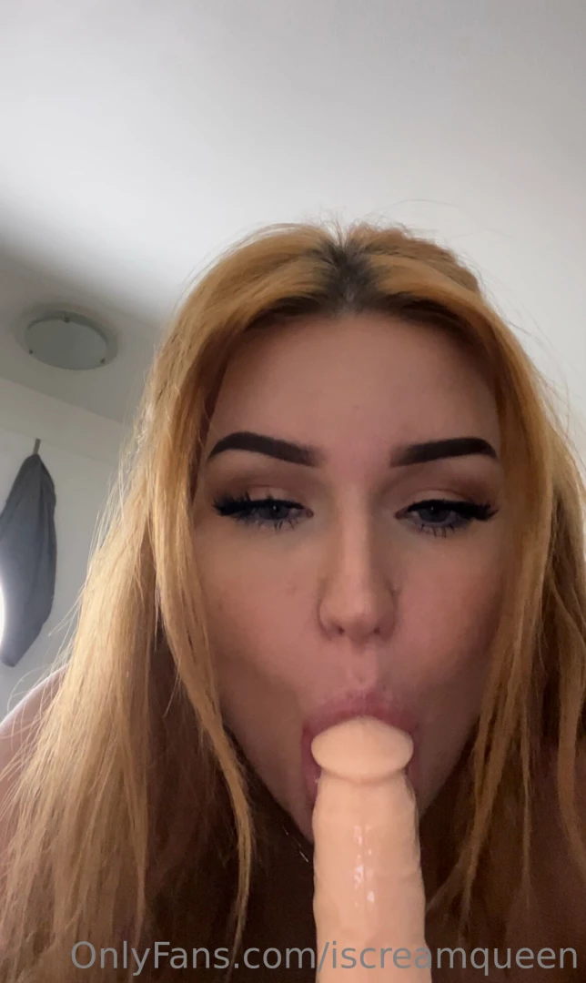 Wanna see a video of me having some fun with my dildo tip this post 10 
