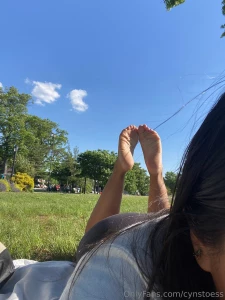 On a picnic date would you let me rest my feet on your lap