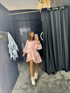 I dress cute think soft and dream in anime frames what more could a