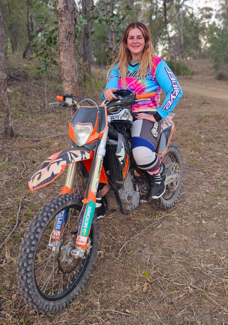 Please tell me you want to see me in some lingerie and topless with 