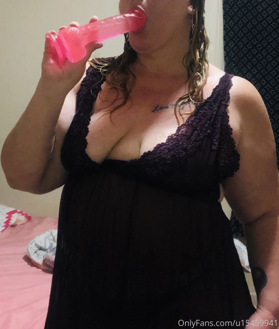 Who loves a good blow job it ll make you feel like your in my pussy 