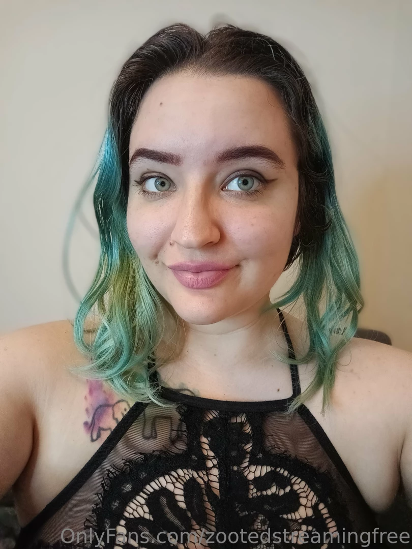 Live w the amazingly sexy risamariefree let s have some fun together 