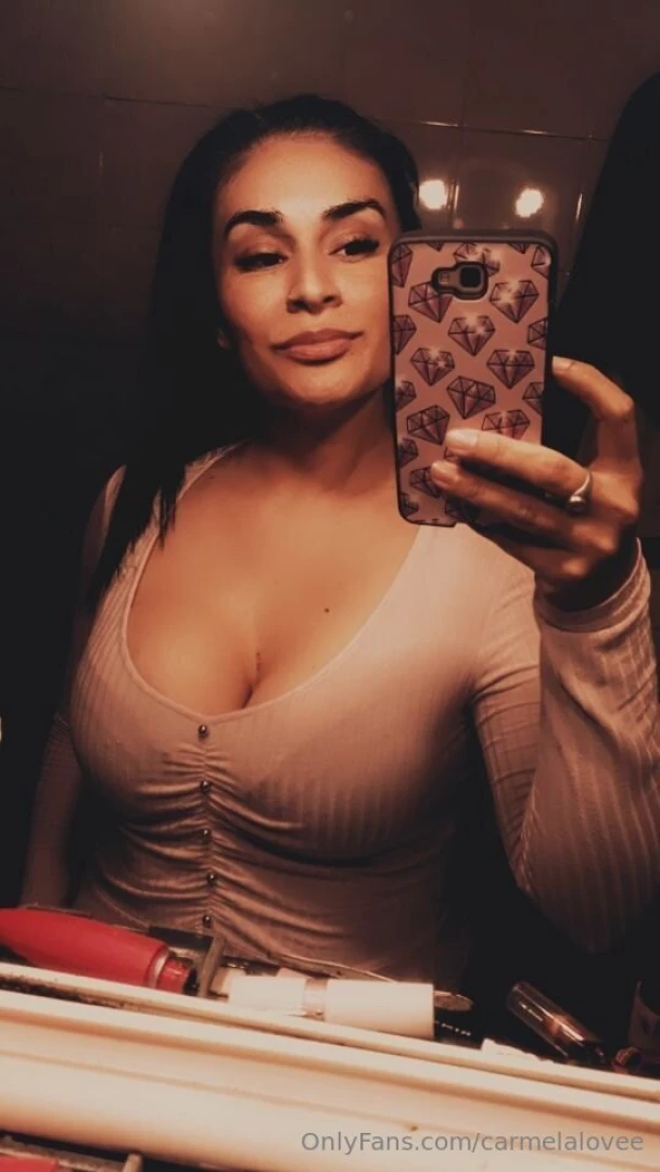 Carmelalovee 