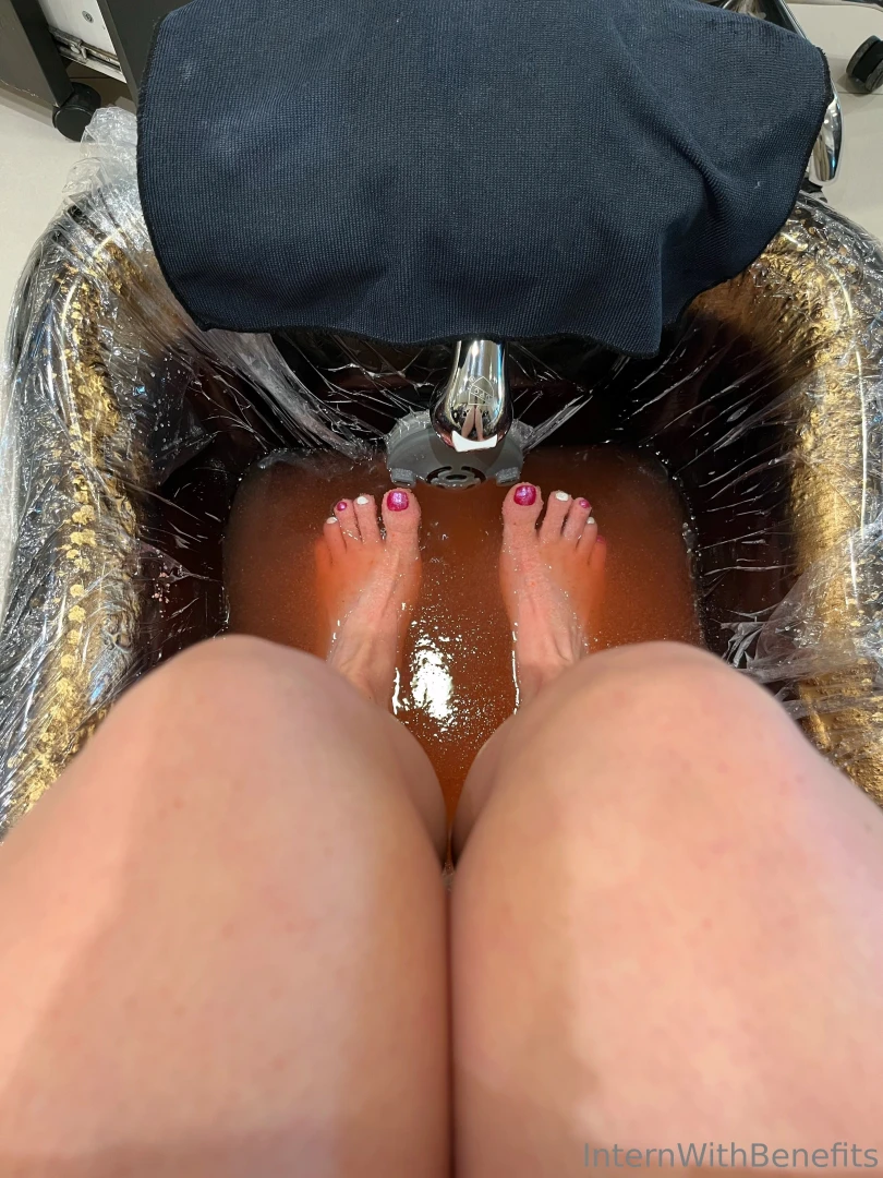 Got to enjoy another pedicure thanks to a sweet fan of mine thank you 