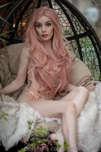 Pretty in pink can i be ur fairy princess my booty looks so good in