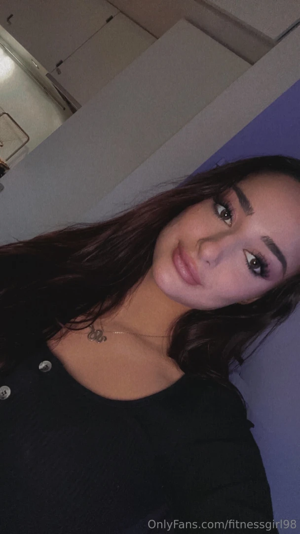 Merryy christmasss hope anyone who celebrates had a lovely day lt 33 