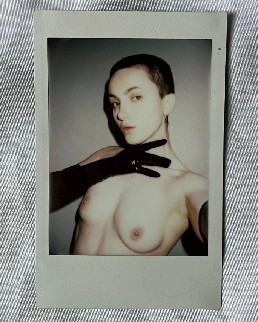 And a few more bts polaroid shots for you 