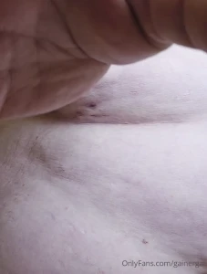 Belly fills the sink