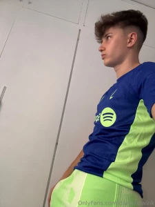 I want some head part 1