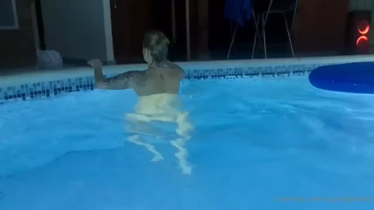 Alexlouise98 and i have started our own late night naked pool 