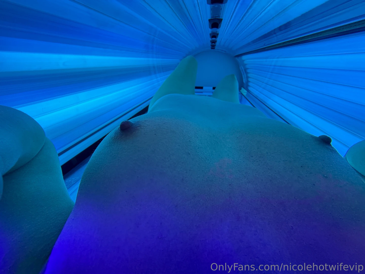 Started my morning off at the tanning bed i have so many naughty part 2 