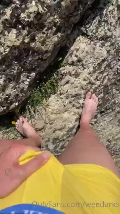 Avec l arriv e des beaux jours quoi de mieux que de baiser dehors ah 