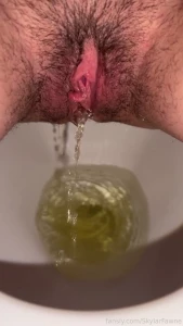 285831055426985984 - Post-orgasm toilet piss with my grool leaking out of me 