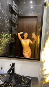 In yellow for you do you like it