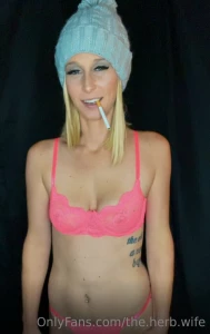 26 hot pink bra amp toboggan unlock video for 5