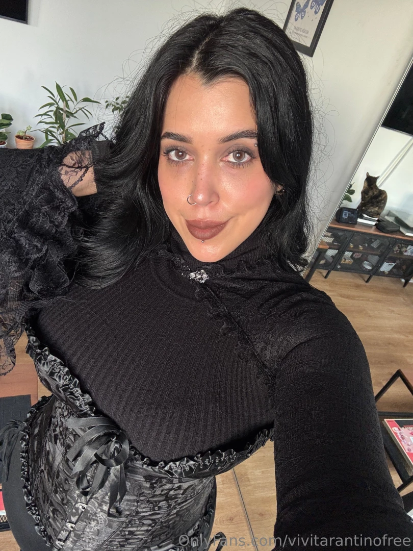 Your goth gf 