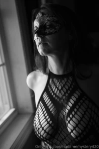 Sexy sunday black and whites tips are always greatly appreciated and