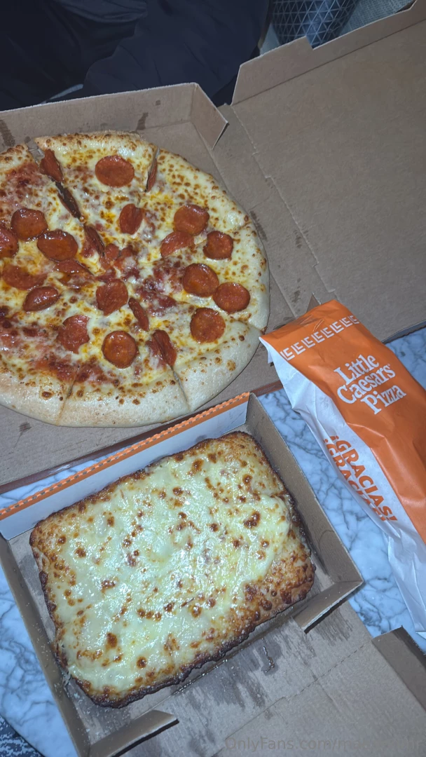 Tried little ceasers for the first time omg sooo good it was so greasy part 1 