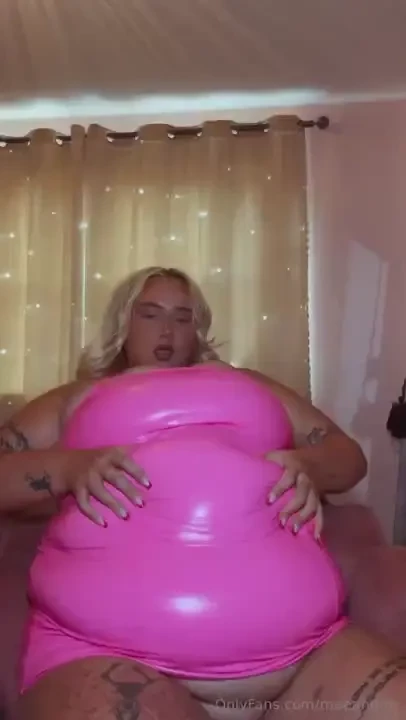 About the stuff myself silly in this tight dress who wants to see 