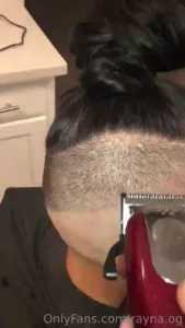 Side shave video you can see that my barber is precise shaves me down