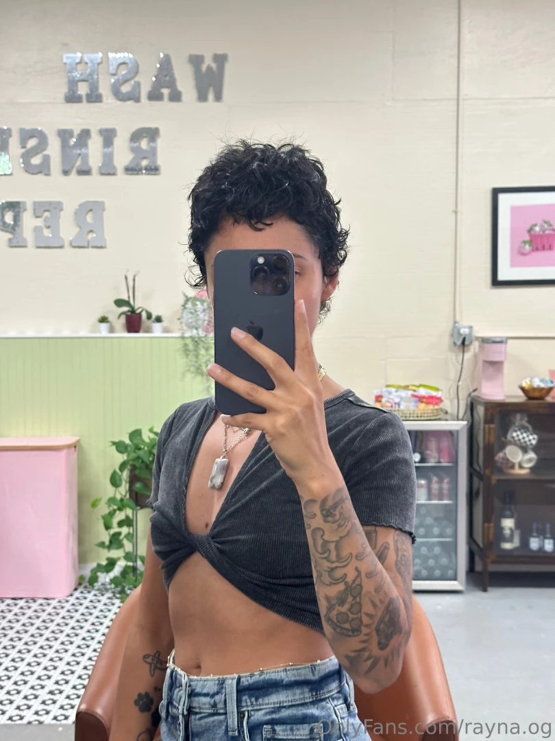 If you prepaid for the live and haven t received it yet dm me if you 