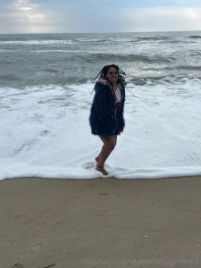 Me running from the cold ass water other bloopers part 4