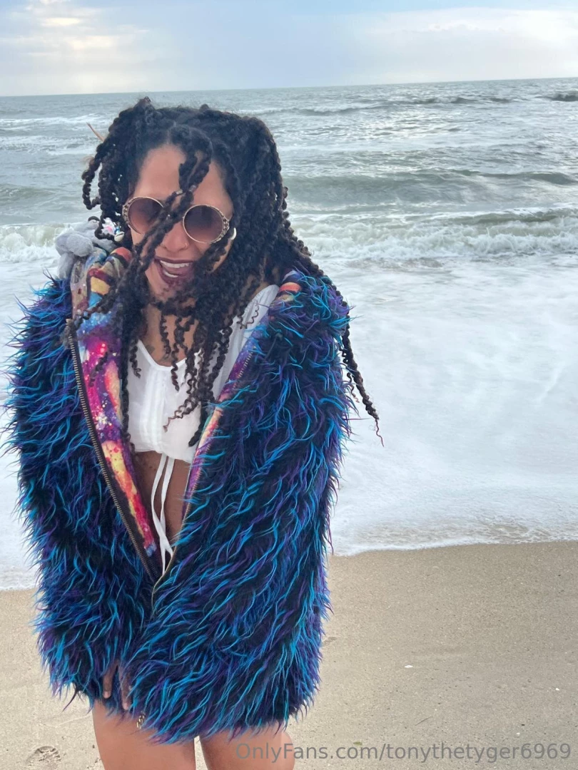 Me running from the cold ass water other bloopers 