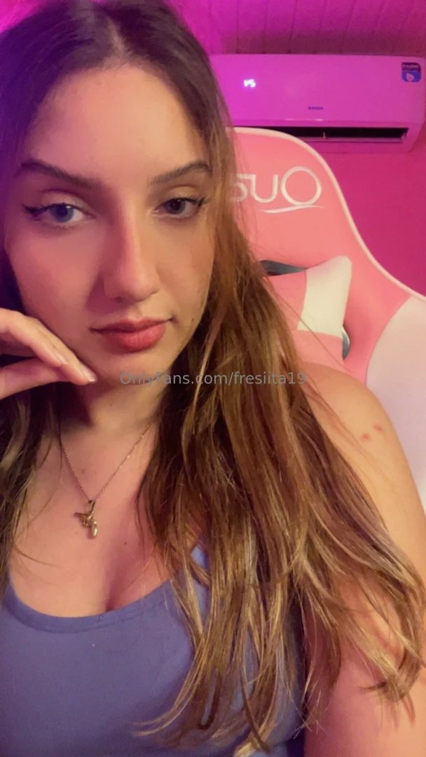 Envie de l cher prise rejoins-moi et on fait monter la temp rature 
