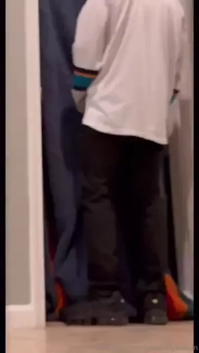 18 y o str8 latin army stud one-sided one of my oldies but he came off 