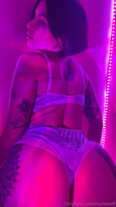 I don t know if you could stand this ass bouncing on you but how long