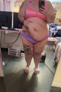 Trying on my new bra and panties because my fat ass had to size up