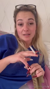 That s neither beautiful nor is it sexy nevertheless it s a spontanous