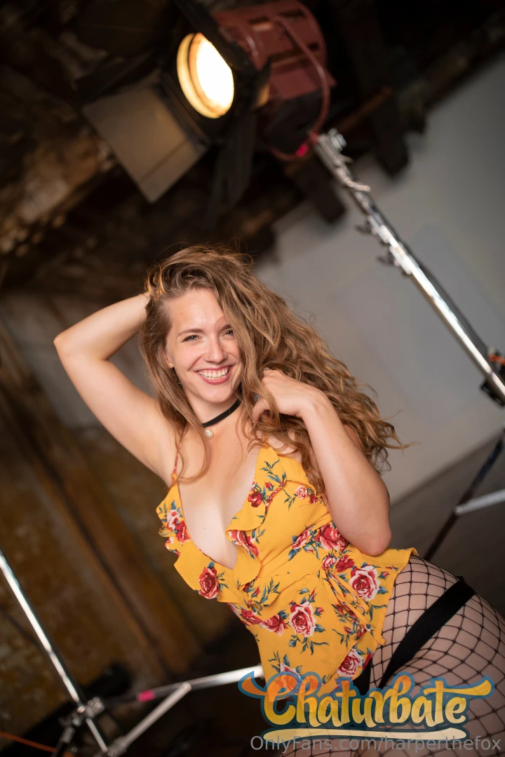 An old photo but super fun i used to do a lot of webcamming on 