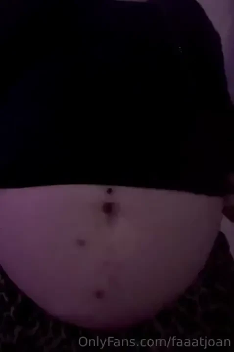 Spontaneous post because i m becoming such a fat little exhibitionist 