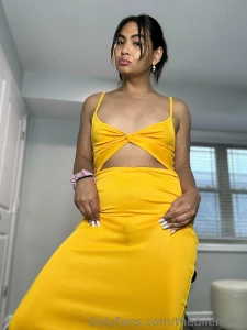 Come on honey a little sexy talk never hurt anyone part 1