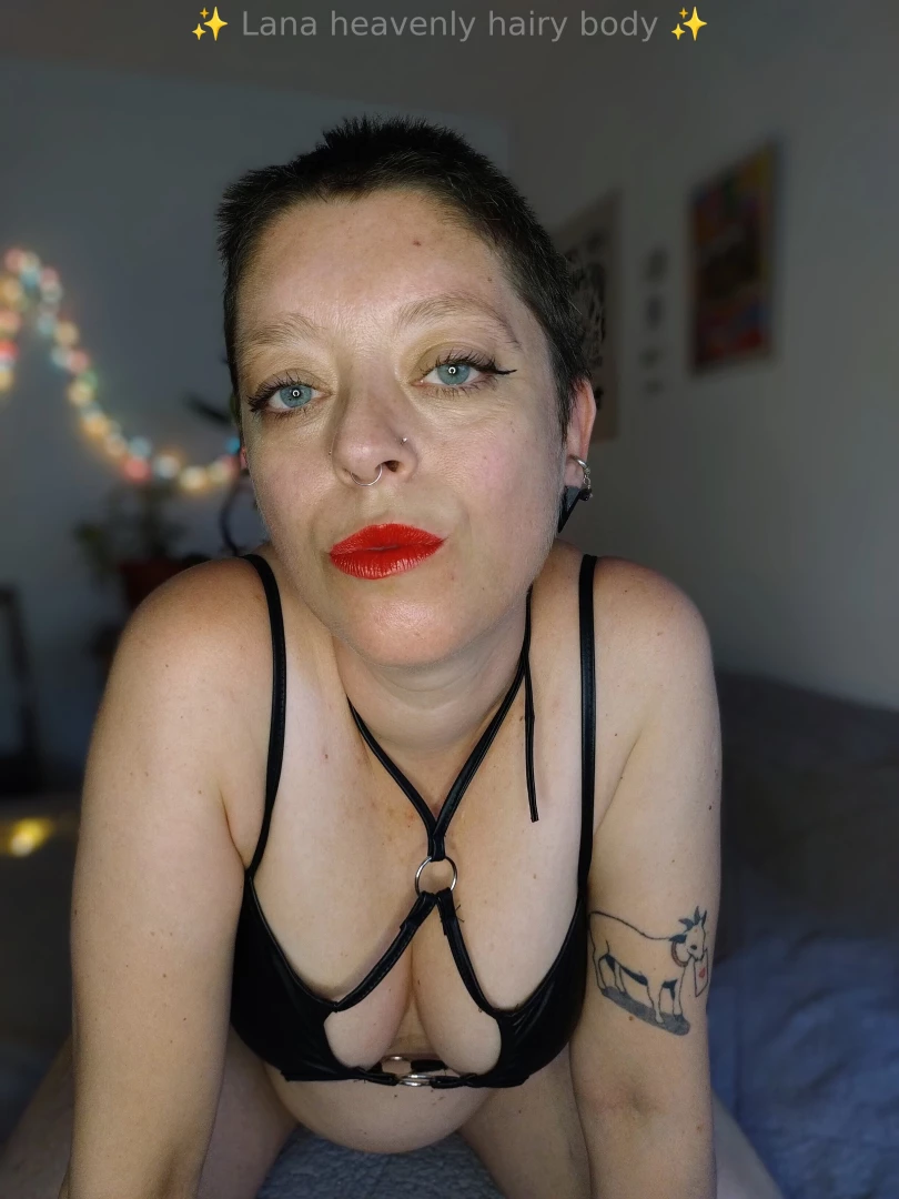 You stay on the phone just to see me on repeat 