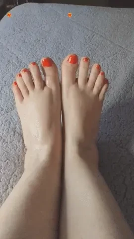 Oiling the feet for you to worship part 1 