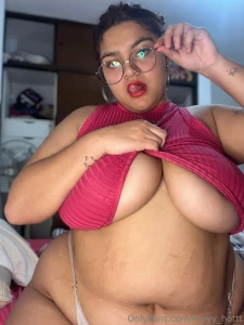 Hello love i have my snapchat for 50 that includes 2 vc 10 photos and
