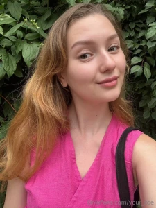 Good morning today i decided to go all natural no makeup just me and