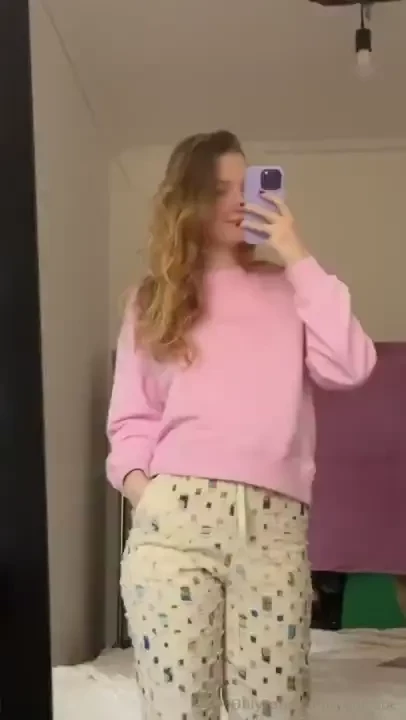 Friday means it s time to relax and add some color to the day today i 