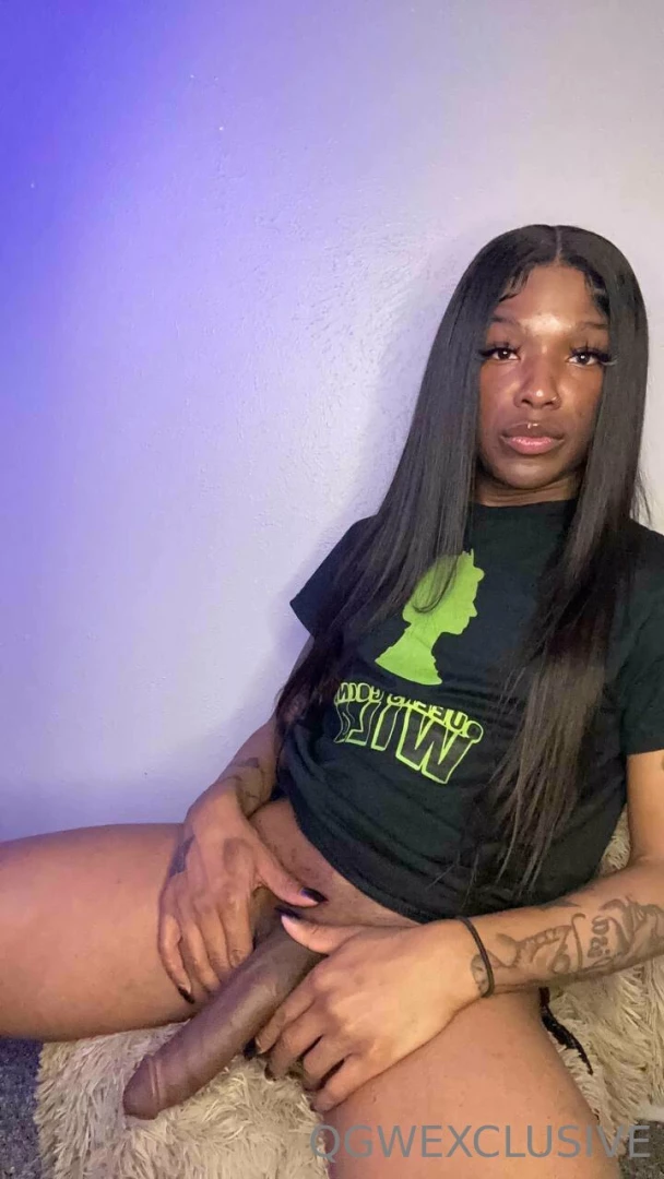 Beautiful queen tslariyadior onlyfans com tslariyadior part 4 